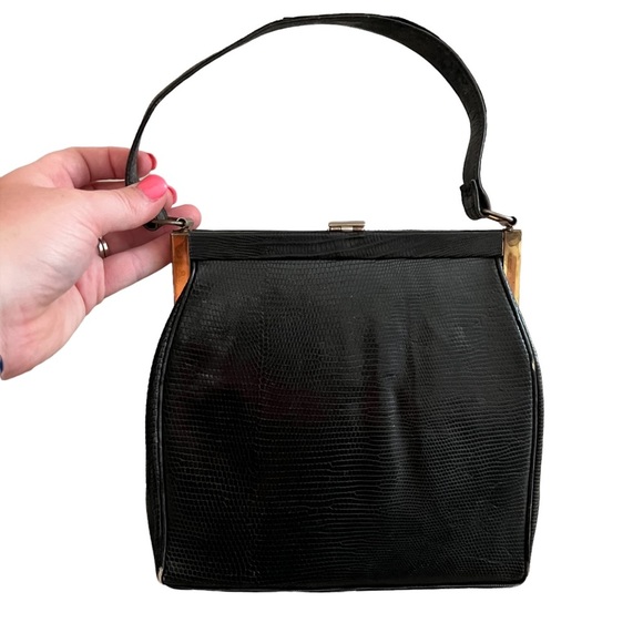 Black Vintage 1960s Leather Clasp Handbag - Picture 3 of 7